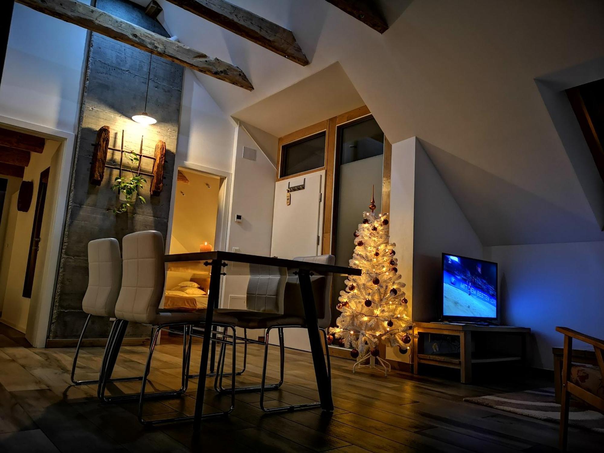 Pr'Fik Apartments Kranj Habitación foto